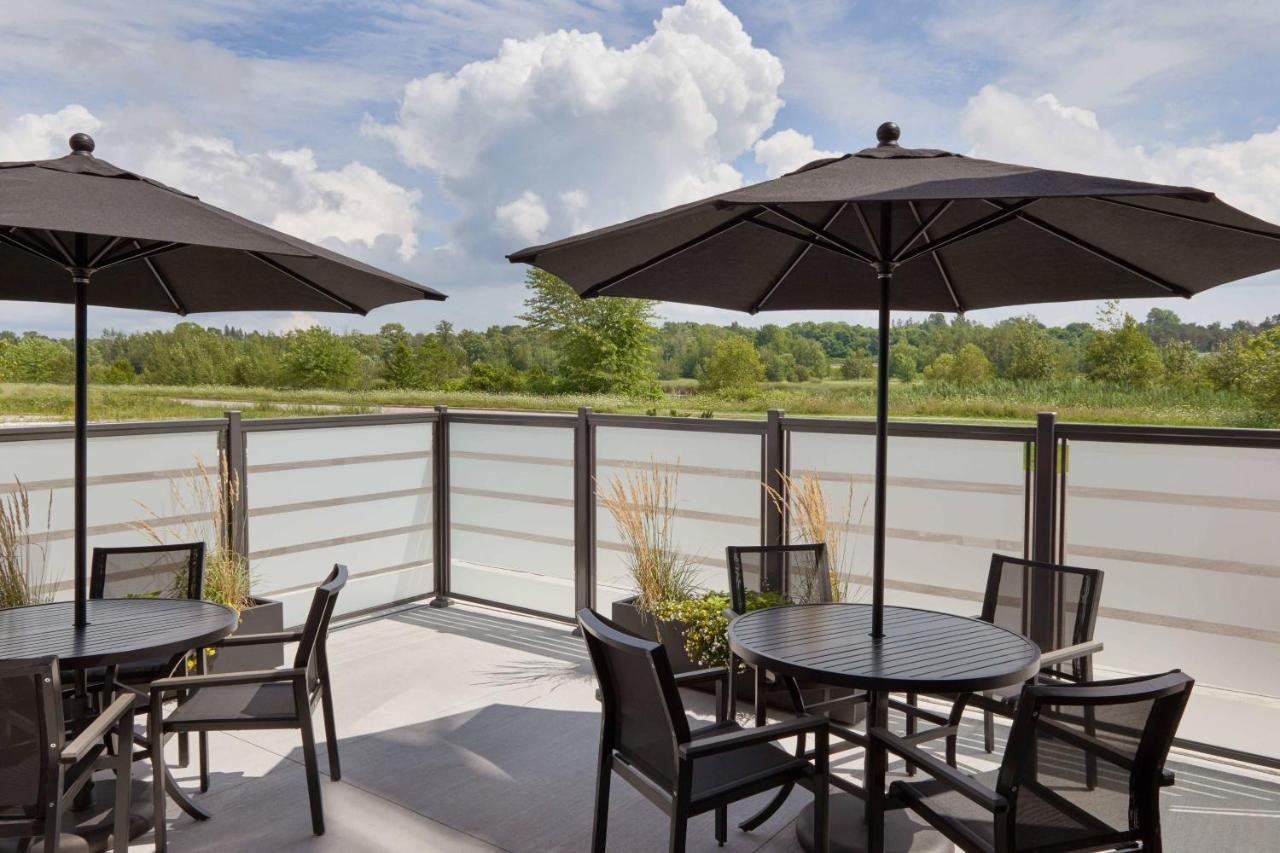 Fairfield By Marriott Inn & Suites Orillia Exterior photo