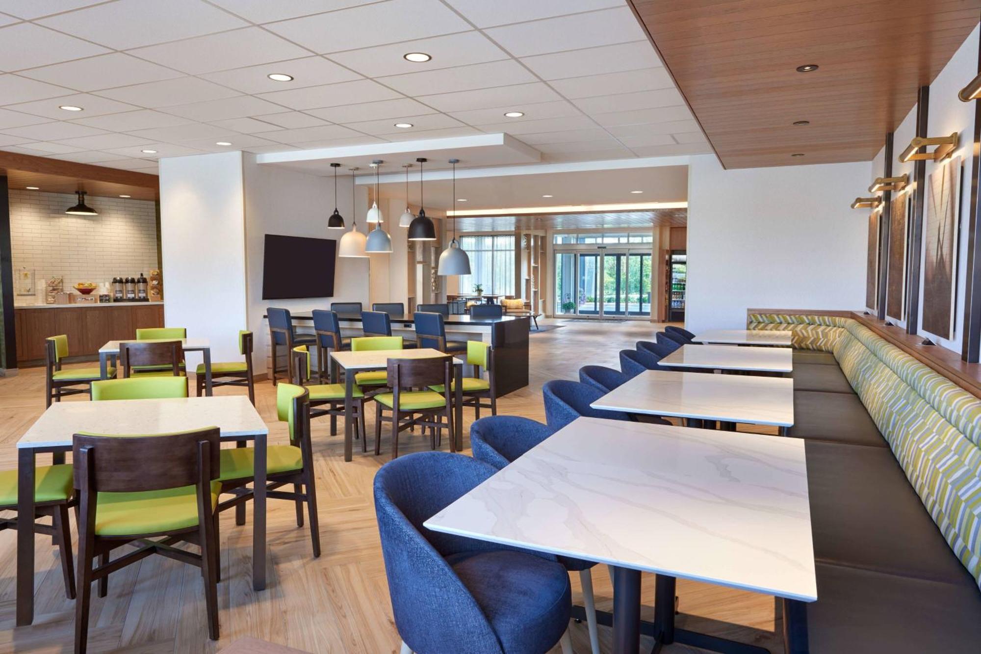 Fairfield By Marriott Inn & Suites Orillia Exterior photo