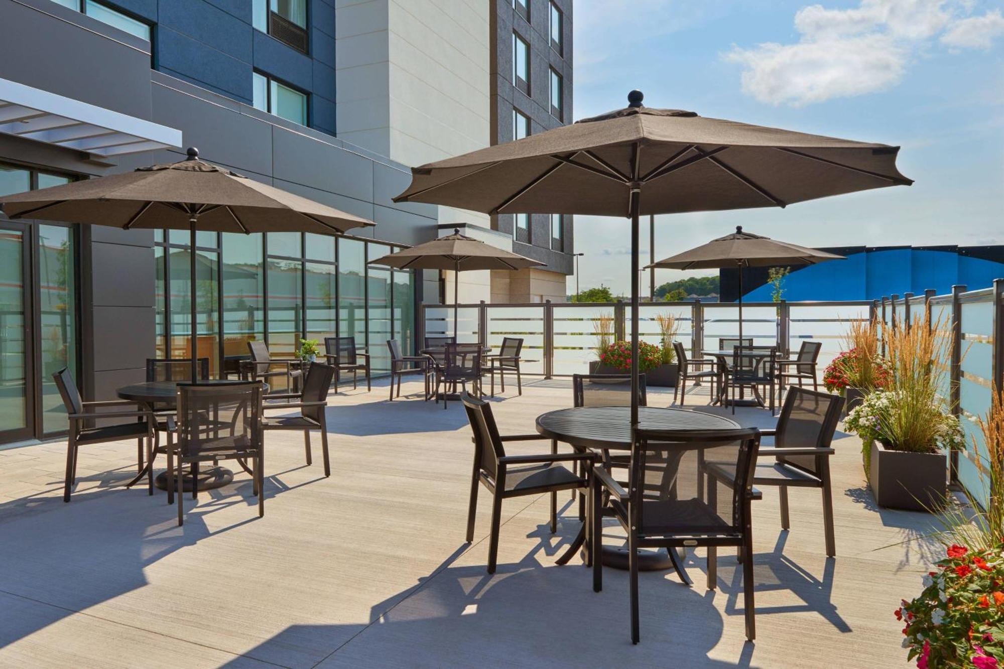 Fairfield By Marriott Inn & Suites Orillia Exterior photo